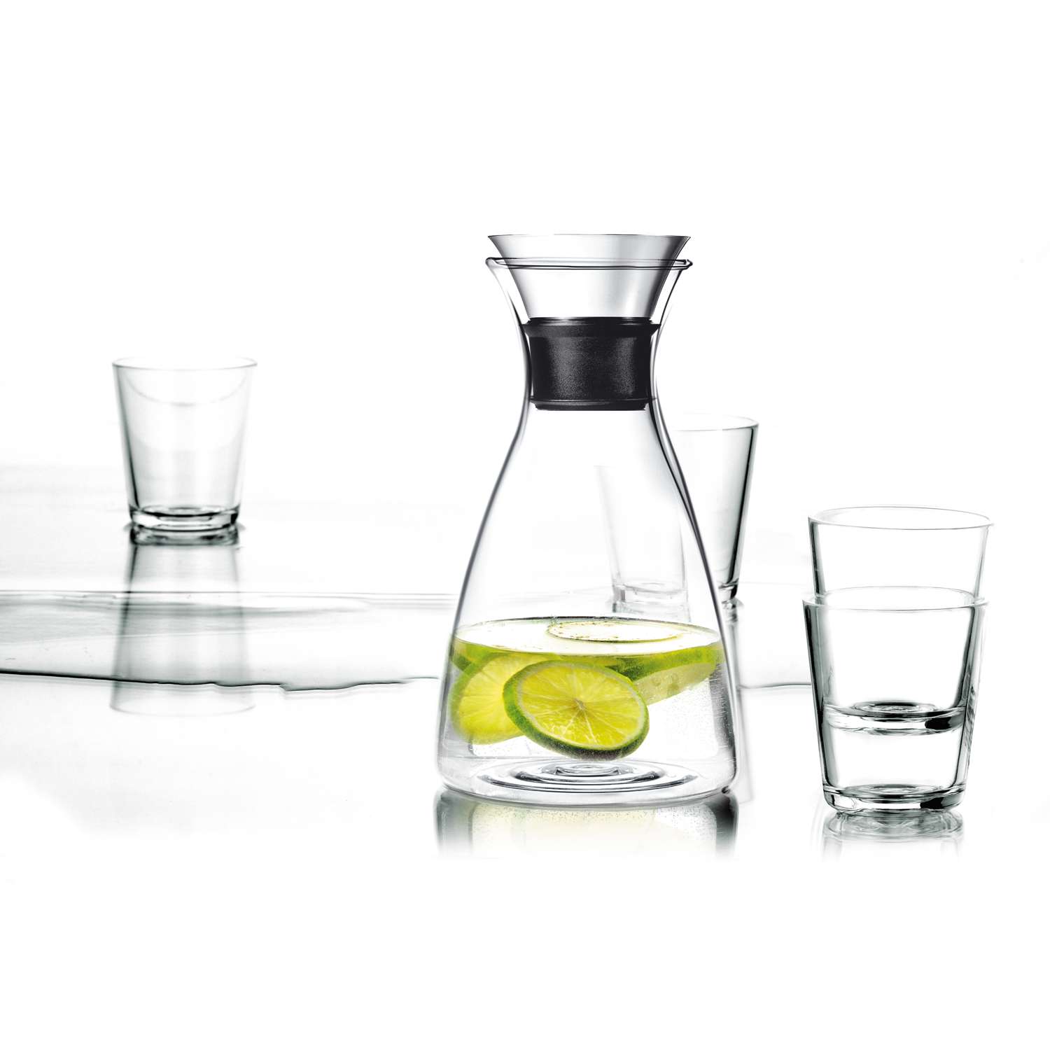 Carafe - incl. 4 glasses