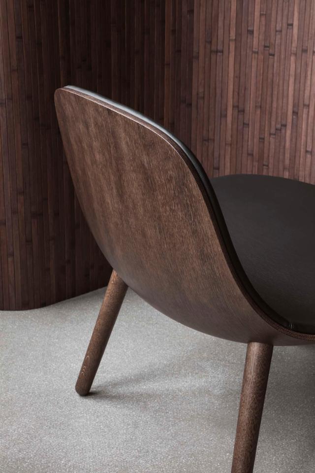Yuuga Lounge chair - Smoaked oak w. black leather