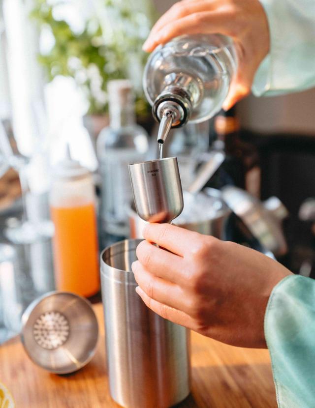 Lifestyle_Photo_7 Liquid Lounge Cocktail shaker